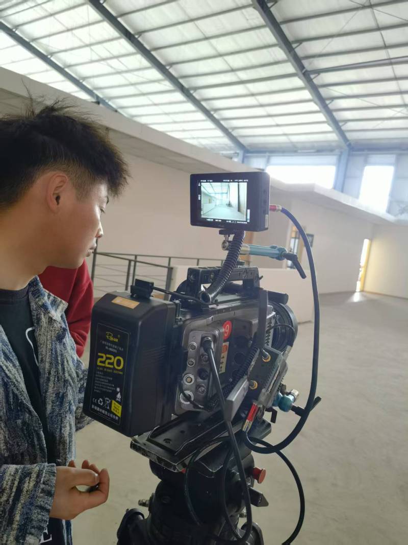 阿荣旗电商产品视频拍摄制作：小成本也能产出高质感内容？